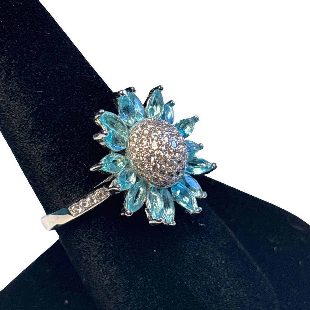 Blue and Silver Floral Ring 925 sterling silver Size 9 - Picture 2 of 5